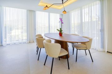 https://cdn.resales-online.com/public/2clagkpr0e/properties/26d62292097c11f08cfb02e0405b089b/w1200/13-5fd73dea700db77384c091ca9818b1a9.jpg?v=1742912528
