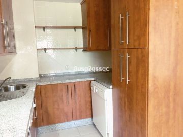 https://cdn.resales-online.com/public/8usg2qssqc/properties/7ebdb9c80b0a11f08cfb02e0405b089b/w1200/18-cc72f169493c096e712837ff5d8b6e41.jpg?v=1743084506