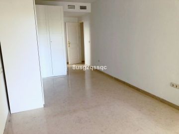 https://cdn.resales-online.com/public/8usg2qssqc/properties/7ebdb9c80b0a11f08cfb02e0405b089b/w1200/9-467d0cee5b725f3ef65f102a0c2e69c0.jpg?v=1743084506