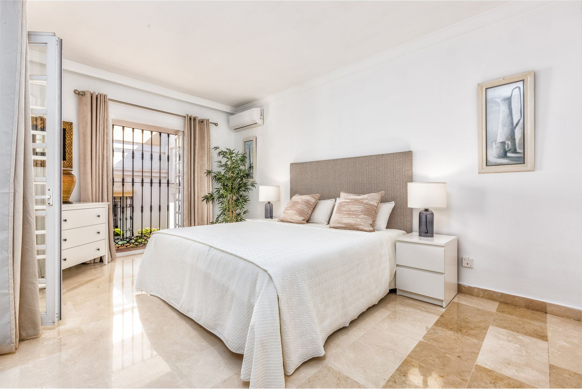 https://cdn.resales-online.com/public/j642teg5ce/properties/cea398980aef11f08cfb02e0405b089b/w1200/1-7980e48d732b6fc85c14b43b94d2aa54.jpg?v=1743073297