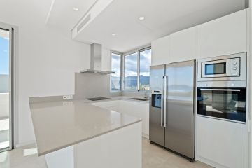 https://cdn.resales-online.com/public/ilmgg1itp5/properties/06f4ba700bd311f08cfb02e0405b089b/w1200/11-20939a0134ad724a8cb2a801094d15a4.jpg?v=1743172027