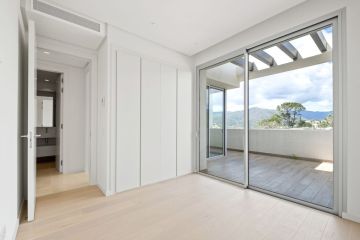 https://cdn.resales-online.com/public/ilmgg1itp5/properties/06f4ba700bd311f08cfb02e0405b089b/w1200/27-f6e8bc237ba13ac4c268badec6354f3d.jpg?v=1743172027
