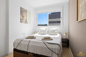 https://cdn.resales-online.com/public/d6ryyx1glq/properties/69e6032308b411f08cfb02e0405b089b/w1200/24-613bbc26f32d7013d348ef202dd30a43.jpg?v=1742826790