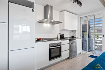 https://cdn.resales-online.com/public/d6ryyx1glq/properties/69e6032308b411f08cfb02e0405b089b/w1200/29-7c2f312881aea9bbe9ddaeb9640e2c9a.jpg?v=1742826790