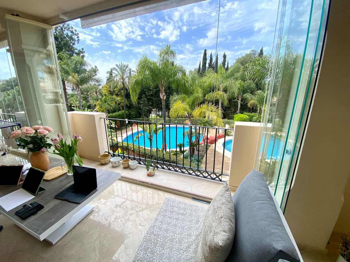 https://cdn.resales-online.com/public/vs9n5zw5gq/properties/0c34c1a70fa611f08cfb02e0405b089b/w1200/1-7980e48d732b6fc85c14b43b94d2aa54.jpg?v=1743590327