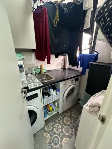 https://cdn.resales-online.com/public/1op5nr1ymv/properties/2fde50d90f9c11f08cfb02e0405b089b/w1200/34-2e8657844e540eba0189d71f472ffca9.jpg?v=1743586588