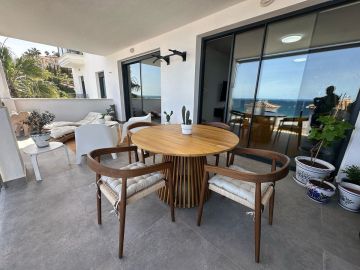 https://cdn.resales-online.com/public/1op5nr1ymv/properties/2fde50d90f9c11f08cfb02e0405b089b/w1200/9-467d0cee5b725f3ef65f102a0c2e69c0.jpg?v=1743586588