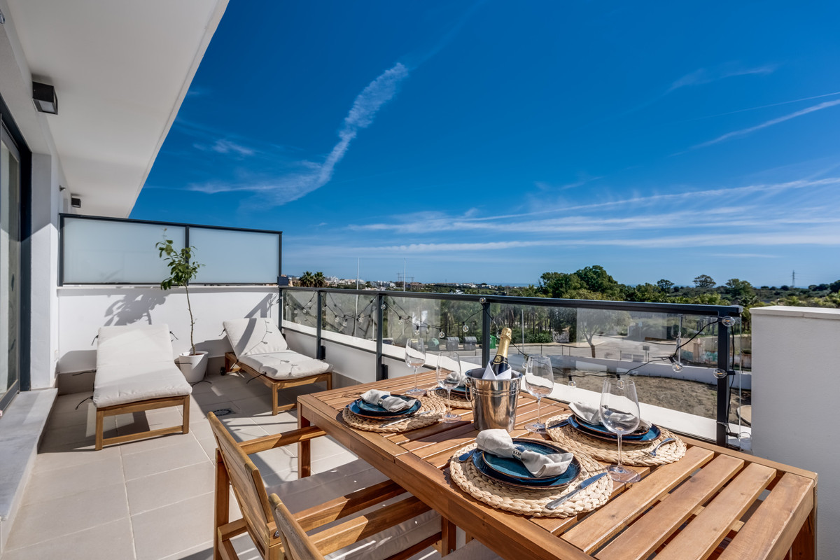 https://cdn.resales-online.com/public/xxgluerdu7/properties/b4f0d6940f7c11f08cfb02e0405b089b/w1200/1-7980e48d732b6fc85c14b43b94d2aa54.jpg?v=1743572473