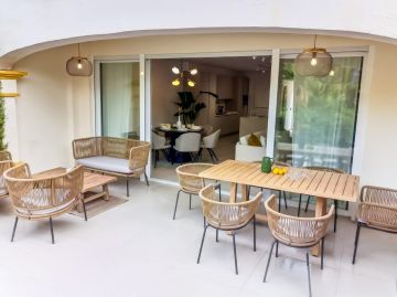 https://cdn.resales-online.com/public/rp5k263acm230gcw/properties/59f63b19ff0711ef8cfb02e0405b089b/w1200/17-dd5fcd4f0eb487dfa3803f7e20814c0e.jpg?v=1741762851