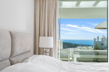 https://cdn.resales-online.com/public/su2jrcdvgq/properties/0a45a4678d3d11ef84cf0217bc231ef4/w1200/27-f6e8bc237ba13ac4c268badec6354f3d.jpg?v=1729251858