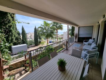 https://cdn.resales-online.com/public/fs7kg9u2214toten/properties/65c747d40fb411f08cfb02e0405b089b/w1200/1-7980e48d732b6fc85c14b43b94d2aa54.jpg?v=1743684378