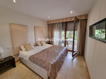 https://cdn.resales-online.com/public/fs7kg9u2214toten/properties/65c747d40fb411f08cfb02e0405b089b/w1200/15-11d12f2f454f2f5e9b981fdd8b901d51.jpg?v=1743684378