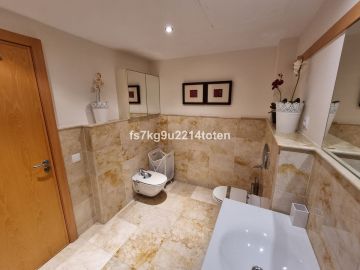 https://cdn.resales-online.com/public/fs7kg9u2214toten/properties/65c747d40fb411f08cfb02e0405b089b/w1200/25-45e7a00e8ada30030040e20a35fbccfd.jpg?v=1743684378