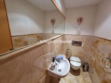 https://cdn.resales-online.com/public/fs7kg9u2214toten/properties/65c747d40fb411f08cfb02e0405b089b/w1200/26-c684a62c9f160a1f90904dd925da0645.jpg?v=1743684378