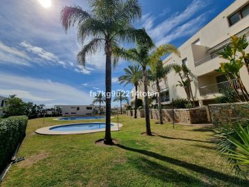 https://cdn.resales-online.com/public/fs7kg9u2214toten/properties/65c747d40fb411f08cfb02e0405b089b/w1200/28-ef19a2c59920e2e087cd278a51b6dbf8.jpg?v=1743684378