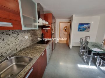 https://cdn.resales-online.com/public/fs7kg9u2214toten/properties/65c747d40fb411f08cfb02e0405b089b/w1200/8-e64a9055bba3e77ac8aca3b893cdf826.jpg?v=1743684378