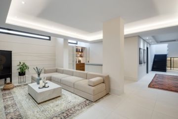 https://cdn.resales-online.com/public/vj79r8sgv9/properties/a66cf6f30fa111f08cfb02e0405b089b/w1200/14-d70dc3102c00d7be0e872dfe1c1f86d7.jpg?v=1743595148