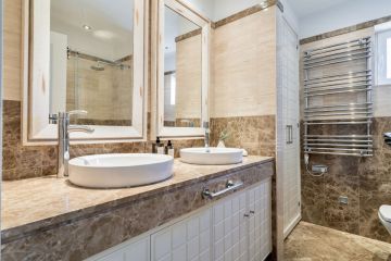 https://cdn.resales-online.com/public/325upufony/properties/c21691c6f9ec11ef8cfb02e0405b089b/w1200/30-5e8634ec9576c9ad4825a6dec5b5d375.jpg?v=1743610022