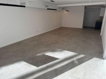 https://cdn.resales-online.com/public/ttciqao0q3/properties/bb9ad542115811f08cfb02e0405b089b/w1200/5-3595ad71cbd87be6c3643a4285ef4791.jpg?v=1743777040