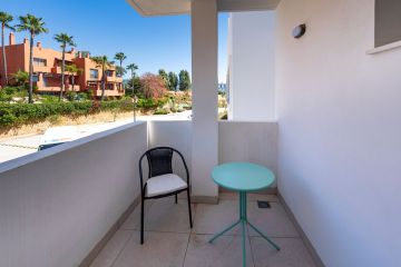 https://cdn.resales-online.com/public/zmo3mpywkt/properties/b9375b9d114711f08cfb02e0405b089b/w1200/15-11d12f2f454f2f5e9b981fdd8b901d51.jpg?v=1743770606