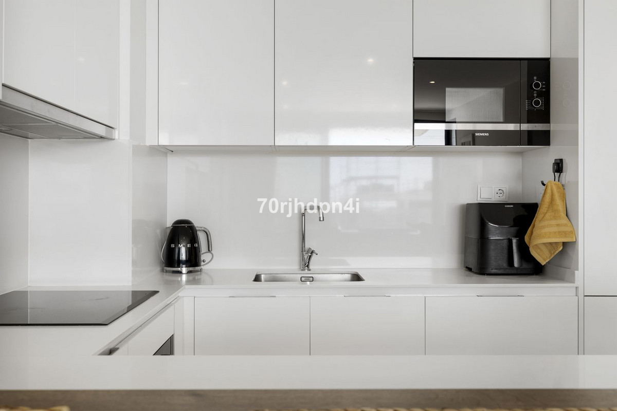 https://cdn.resales-online.com/public/70rjhdpn4i/properties/fd5d11e310ae11f08cfb02e0405b089b/w1200/1-7980e48d732b6fc85c14b43b94d2aa54.jpg?v=1743768844