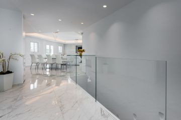 https://cdn.resales-online.com/public/p8fbncrgos/properties/7378e72c139611f08cfb02e0405b089b/w1200/22-bcf8e6250e0bab365f900a8ac31ac040.jpg?v=1744030542