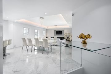 https://cdn.resales-online.com/public/p8fbncrgos/properties/7378e72c139611f08cfb02e0405b089b/w1200/3-e898b2bb2a2fdfd06d2c39894dce8316.jpg?v=1744030542
