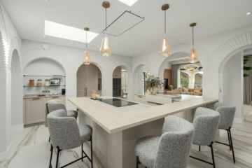 https://cdn.resales-online.com/public/vj79r8sgv9/properties/2b28158a146011f08cfb02e0405b089b/w1200/6-241328e1bcc9c0d8ce1222beb6c967a8.jpg?v=1744110517