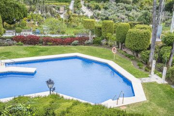 https://cdn.resales-online.com/public/7jbti67jd9/properties/7fb91c290e1611f08cfb02e0405b089b/w1200/14-d70dc3102c00d7be0e872dfe1c1f86d7.jpg?v=1744062571