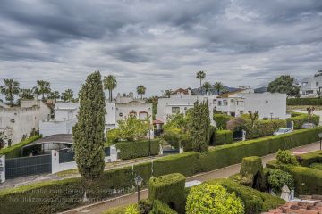 https://cdn.resales-online.com/public/7jbti67jd9/properties/7fb91c290e1611f08cfb02e0405b089b/w1200/18-cc72f169493c096e712837ff5d8b6e41.jpg?v=1744062571