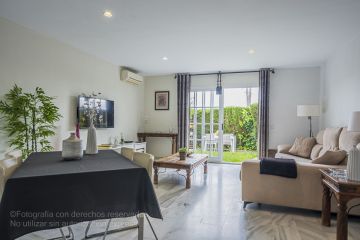 https://cdn.resales-online.com/public/7jbti67jd9/properties/7fb91c290e1611f08cfb02e0405b089b/w1200/4-c23c0f86247804fa50226aecd8b0b2c8.jpg?v=1744062571