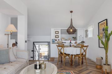 https://cdn.resales-online.com/public/asb71hmq0g/properties/23be969615fd11f08cfb02e0405b089b/w1200/10-bb915d1cb19341576dcdc994b81ab9c5.jpg?v=1745314910