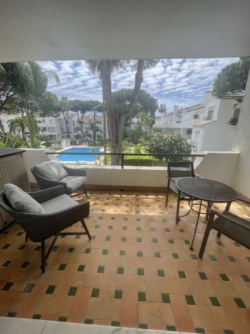 https://cdn.resales-online.com/public/5em70cvk9j/properties/23541dc916b511f08cfb02e0405b089b/w1200/35-53608d01401493ba18e3704836160563.jpg?v=1744804974