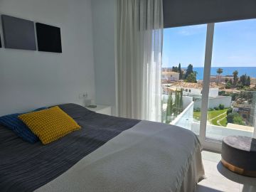 https://cdn.resales-online.com/public/bcu10s7s9l/properties/a7c21f2b190f11f08cfb02e0405b089b/w1200/28-ef19a2c59920e2e087cd278a51b6dbf8.jpg?v=1744625241