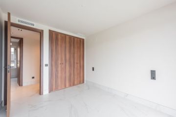https://cdn.resales-online.com/public/7x5kh23p48/properties/84023a98164111f08cfb02e0405b089b/w1200/6-241328e1bcc9c0d8ce1222beb6c967a8.jpg?v=1744384686