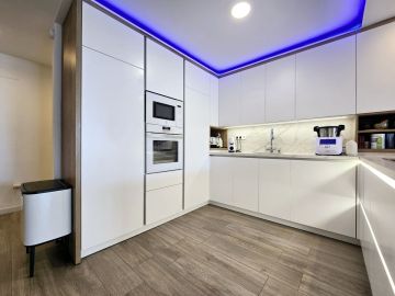 https://cdn.resales-online.com/public/66nt3mzl2e/properties/baa2b04c108311f08cfb02e0405b089b/w1200/12-53013098fcab6c38b1379cd33298e050.jpg?v=1744464467