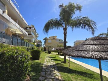 https://cdn.resales-online.com/public/66nt3mzl2e/properties/baa2b04c108311f08cfb02e0405b089b/w1200/33-f37a7fab00fce6ff6b895520b67d6d6d.jpg?v=1744464467