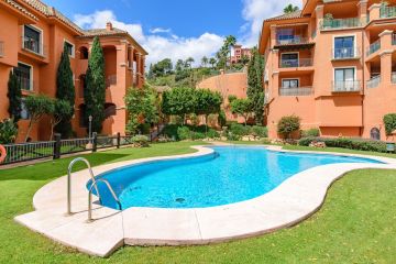 https://cdn.resales-online.com/public/p8fbncrgos/properties/eb11483319eb11f08cfb02e0405b089b/w1200/30-5e8634ec9576c9ad4825a6dec5b5d375.jpg?v=1744810365