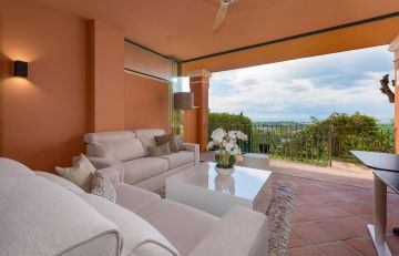 https://cdn.resales-online.com/public/p8fbncrgos/properties/eb11483319eb11f08cfb02e0405b089b/w1200/7-aa4cc561180b369757c0bb4af9886cd3.jpg?v=1744810365