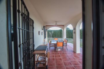 https://cdn.resales-online.com/public/52s7dga2bh/properties/d7cf30991e9c11f0ad0102e0405b089b/w1200/25-45e7a00e8ada30030040e20a35fbccfd.jpg?v=1745236037