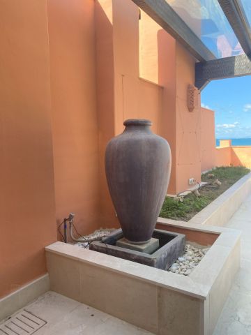 https://cdn.resales-online.com/public/q0hn3977gr/properties/946810051e9a11f0ad0102e0405b089b/w1200/28-ef19a2c59920e2e087cd278a51b6dbf8.jpg?v=1745234571