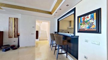 https://cdn.resales-online.com/public/q0hn3977gr/properties/946810051e9a11f0ad0102e0405b089b/w1200/32-e7f90ea5feef5e01d64d74d6b6d8a834.jpg?v=1745931992