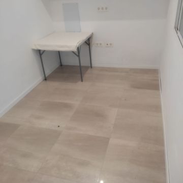 https://cdn.resales-online.com/public/pn4iz419alz18eav/properties/f6627c92154311f08cfb02e0405b089b/w1200/41-0bdc8f07789df4609410591d8ac779d9.jpg?v=1744795890