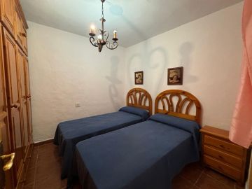 https://cdn.resales-online.com/public/52s7dga2bh/properties/f34eea421f6a11f0ad0102e0405b089b/w1200/17-dd5fcd4f0eb487dfa3803f7e20814c0e.jpg?v=1745324196
