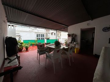https://cdn.resales-online.com/public/52s7dga2bh/properties/f34eea421f6a11f0ad0102e0405b089b/w1200/22-bcf8e6250e0bab365f900a8ac31ac040.jpg?v=1745324196