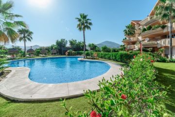 https://cdn.resales-online.com/public/ertu08aq1s/properties/2b8fe7c11f5411f0ad0102e0405b089b/w1200/14-d70dc3102c00d7be0e872dfe1c1f86d7.jpg?v=1745314612