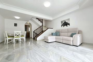 https://cdn.resales-online.com/public/66nt3mzl2e/properties/87518fdf1f7111f0ad0102e0405b089b/w1200/21-2c707e7c511429b4f8ec4ee5f221ddb6.jpg?v=1745498885