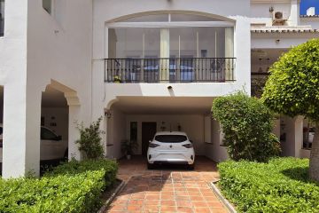 https://cdn.resales-online.com/public/66nt3mzl2e/properties/87518fdf1f7111f0ad0102e0405b089b/w1200/50-e047a14369788a95335be886311a4ac9.jpg?v=1745498885