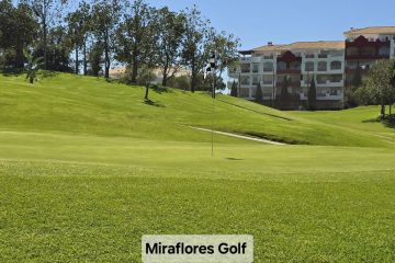 https://cdn.resales-online.com/public/66nt3mzl2e/properties/87518fdf1f7111f0ad0102e0405b089b/w1200/63-f3565e8d7e550c17d6ab042f35826cf1.jpg?v=1745498885