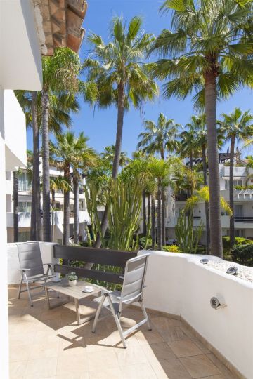 https://cdn.resales-online.com/public/vfg5a1ae82/properties/8b43b95c21c411f0ad0102e0405b089b/w1200/25-45e7a00e8ada30030040e20a35fbccfd.jpg?v=1745583072